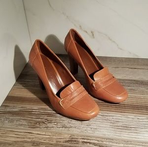 Banana Republic caramel colored high heels